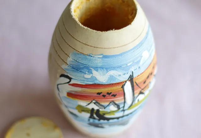 Hand-painted wooden barrel, the traditional packaging for ovos moles de Aveiro
